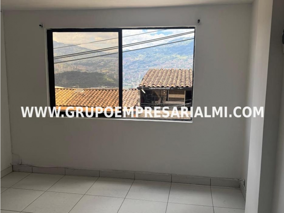 HERMOSO APARTAMENTO EN VENTA - SECTOR VILLA HERMOSA COD: 33560 - 4