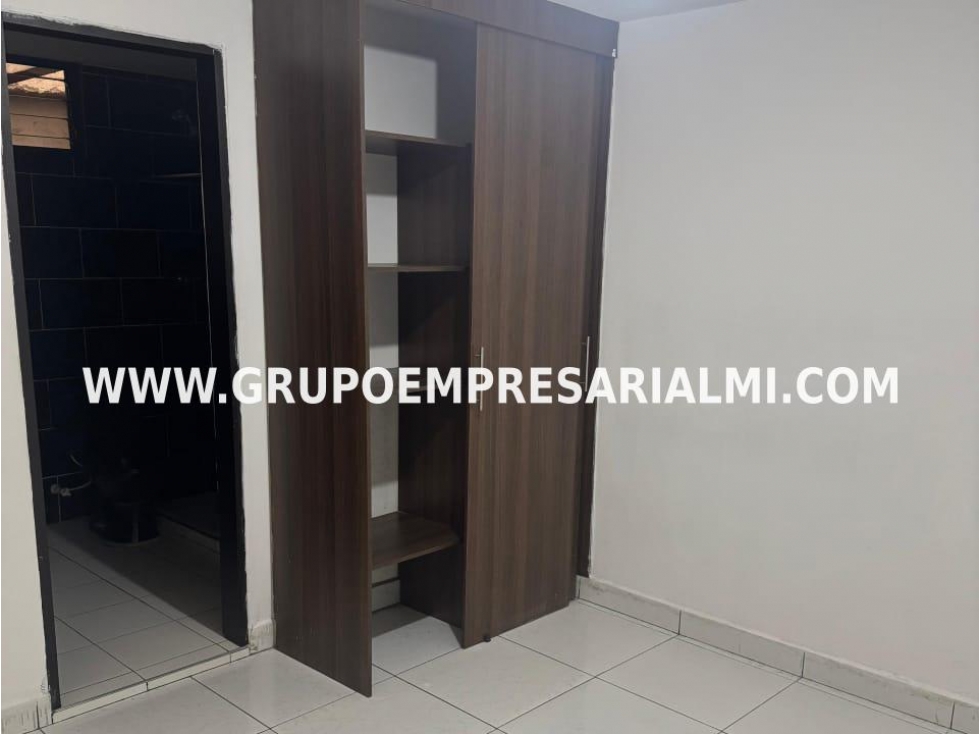 HERMOSO APARTAMENTO EN VENTA - SECTOR VILLA HERMOSA COD: 33560 - 5