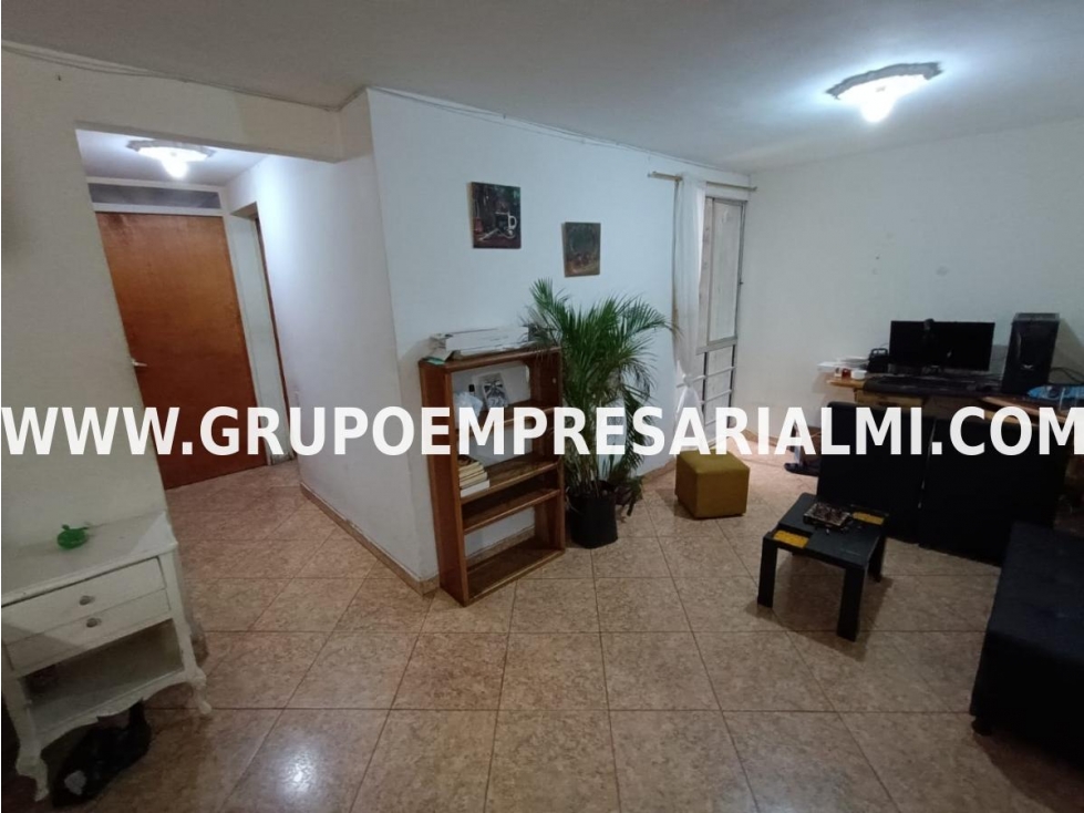 HERMOSO APARTAMENTO EN VENTA - SECTOR BARRIO LA CANDELARIA COD: 28809 — foto 3