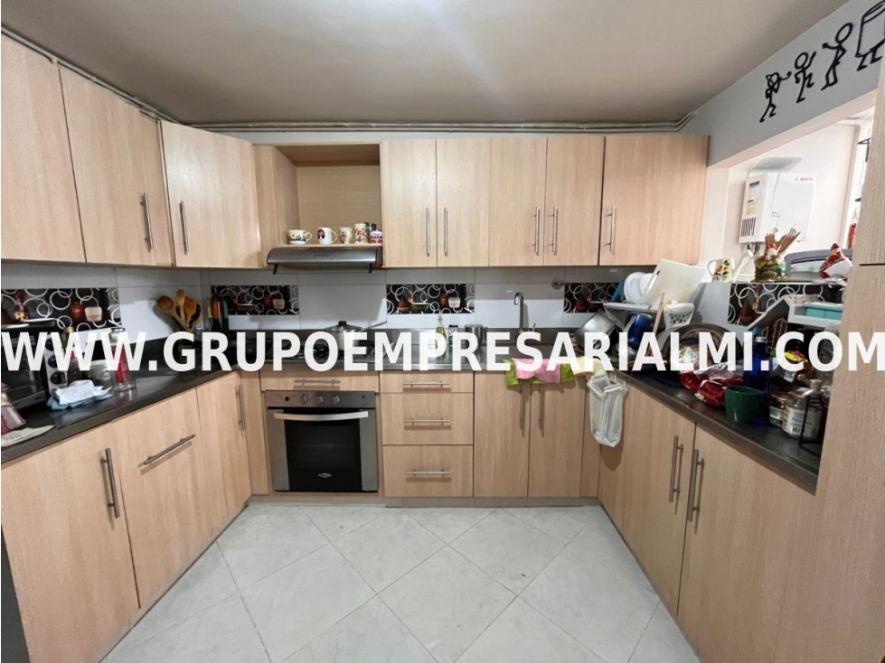 HERMOSO APARTAMENTO EN VENTA - SECTOR MIRAVALLE COD: 33751 — foto 4