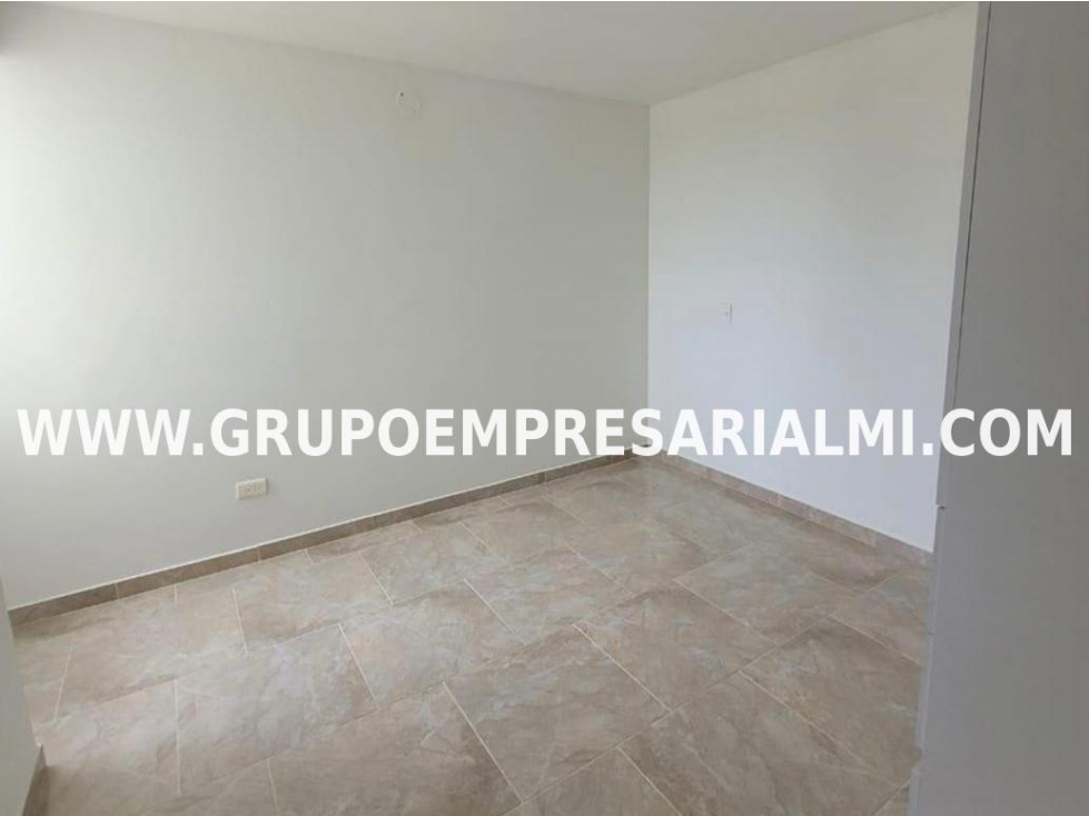 HERMOSO APARTAMENTO EN VENTA - SECTOR LA INMACULADA COD: 30512 — foto 4