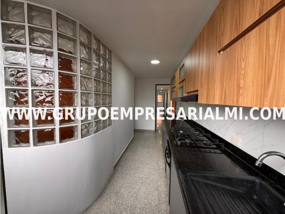 HERMOSO APARTAMENTO EN VENTA - SECTOR CONQUISTADORES COD: 33720 — foto 3