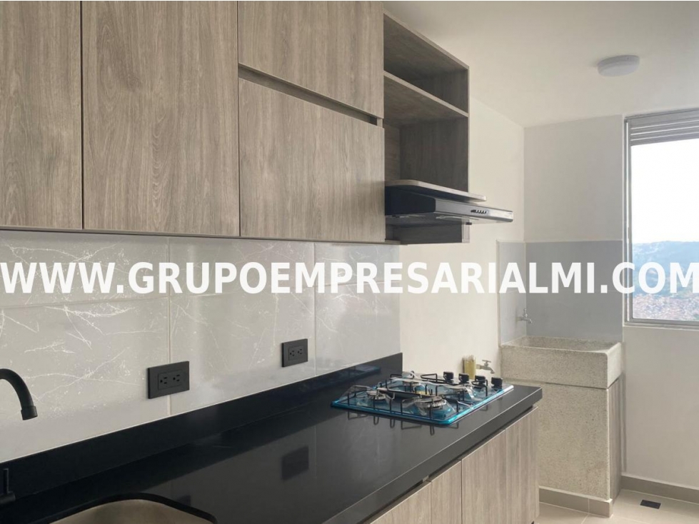 HERMOSO APARTAMENTO EN VENTA - SECTOR LA AURORA COD: 33855