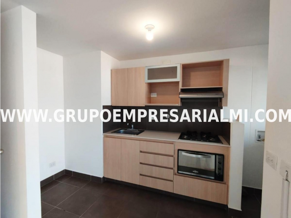 HERMOSO APARTAMENTO EN VENTA SECTOR LOMA DEL ESMERALDAL COD: 34106
