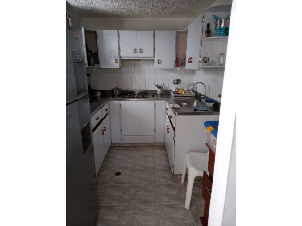 HERMOSO APARTAMENTO EN VENTA CON EXCELENTE UBICACIÓN EN EL CARMEN VIB. — foto 2