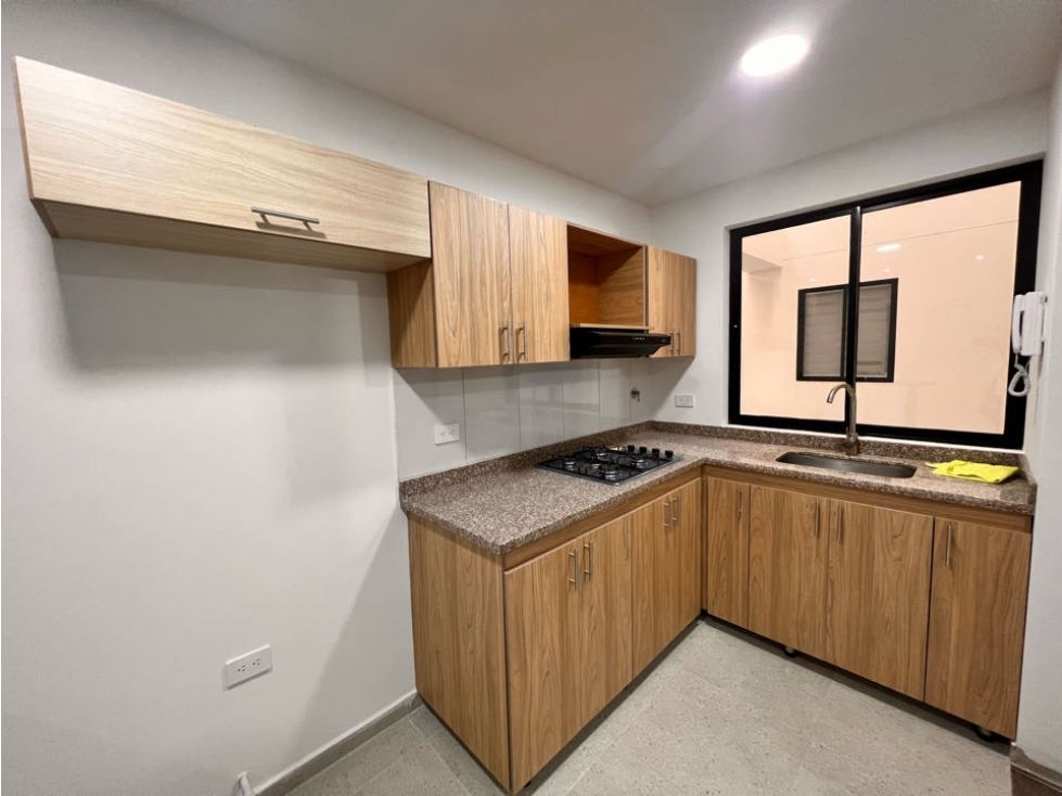 HERMOSO APARTAMENTO EN VENTA CON EXCELENTE UBICACIÓN CARMEN DE VÍBORAL