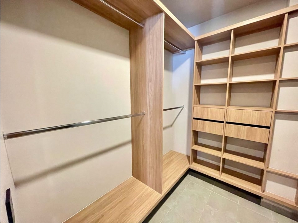Apartamento en Venta en Medellín Sector Altos del Poblado — foto 6