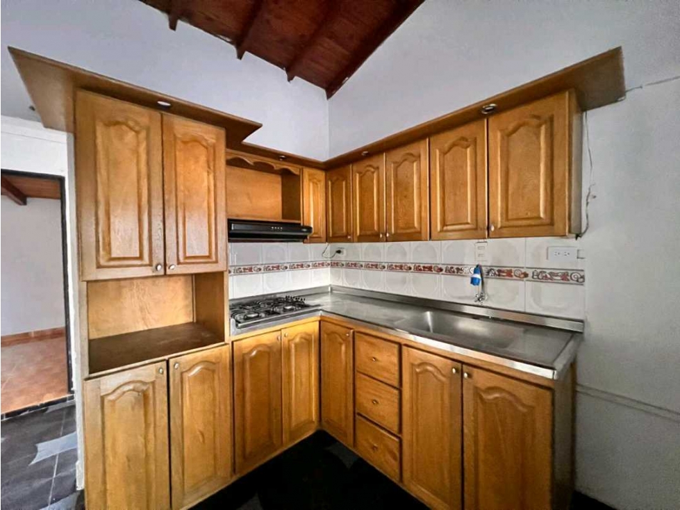 HERMOSO APARTAMENTO EN VENTA EN EL SEGUNDO PISO EN EL CARMEN DE VIB... — foto 2