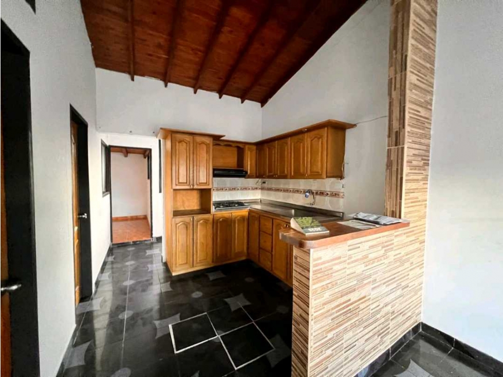HERMOSO APARTAMENTO EN VENTA EN EL SEGUNDO PISO EN EL CARMEN DE VIB... — foto 5