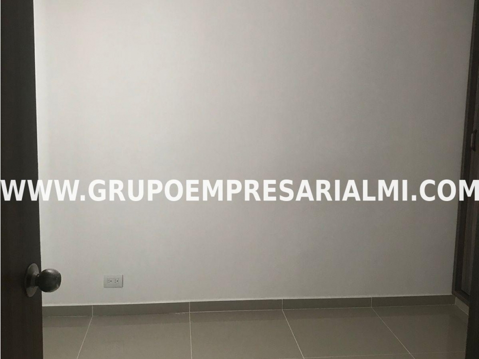 HERMOSO APARTAMENTO EN VENTA- SECTOR ROBLEDO PAJARITO COD: 29429 — foto 6