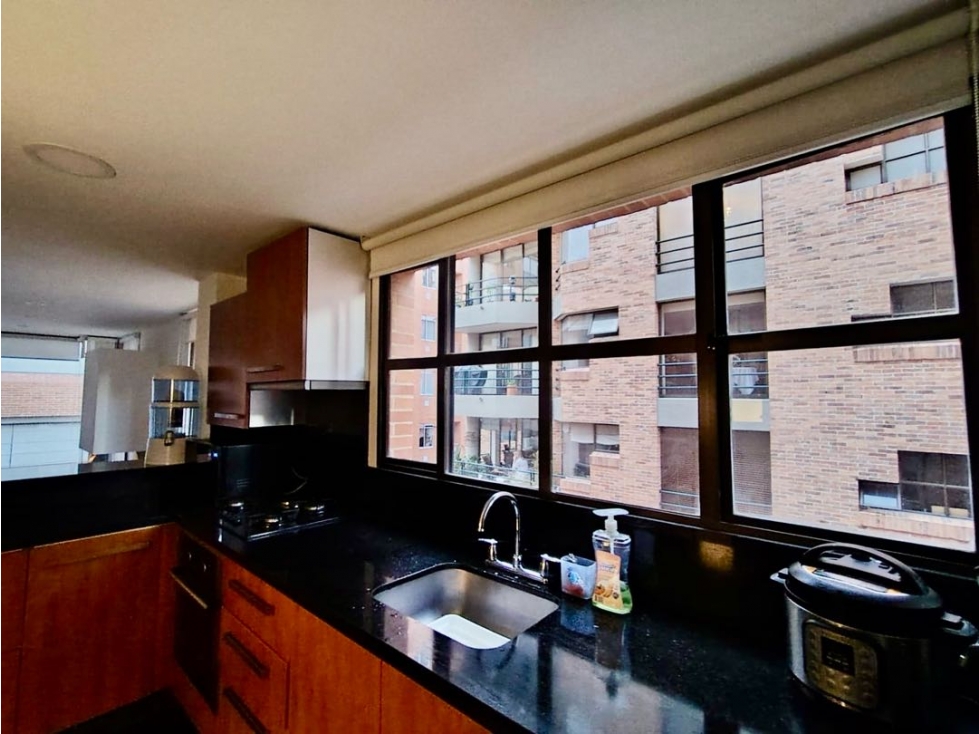 HERMOSO APARTAMENTO REMODELADO - LA CAROLINA — foto 6