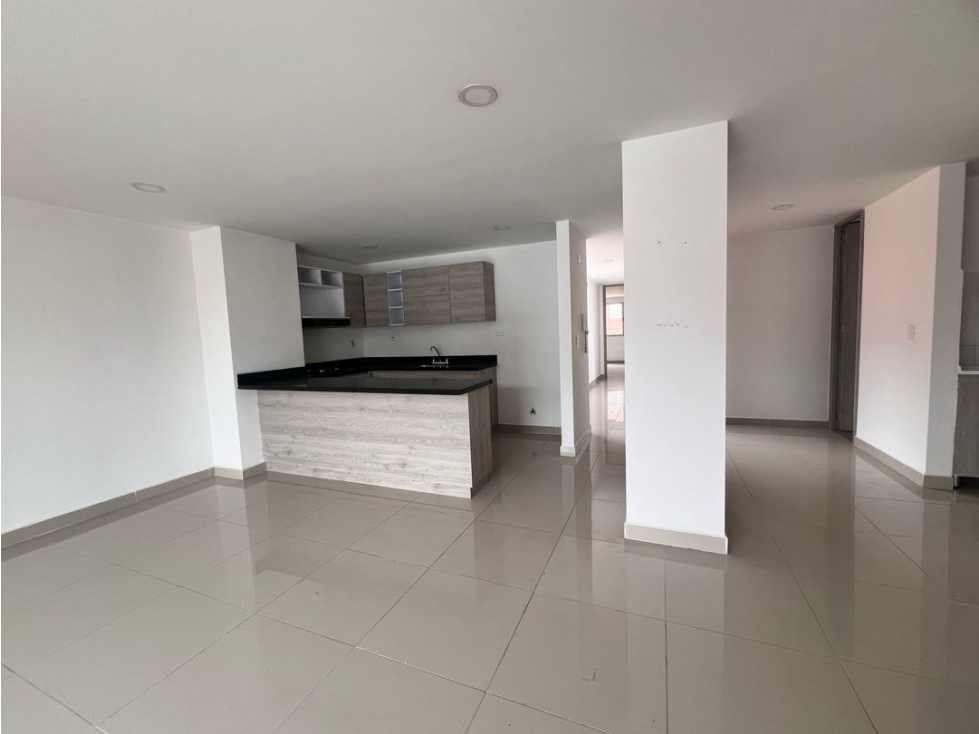 HERMOSO APARTAMENTO LAURELES APLICA AIRBNB PARA ESTANCIAS CORTAS — foto 3