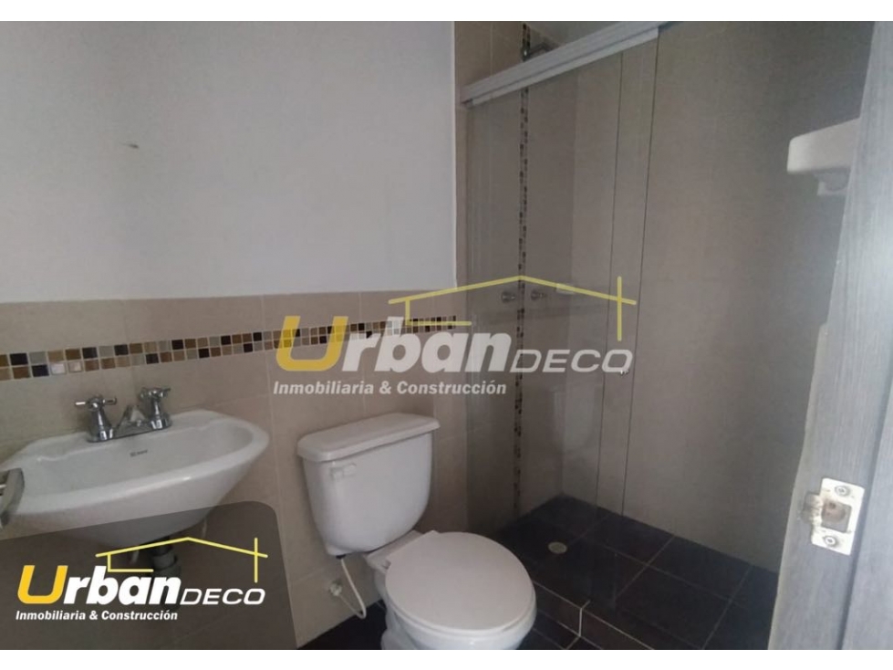 VENDO APTO CON PARQUEADERO EN ROBLES IV, CAPELLANÍA, CAJICÁ — foto 4
