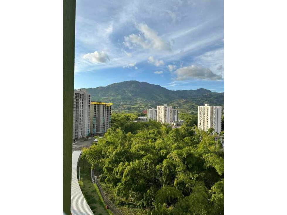 VENDO HERMOSO APARTAMENTO CON PARQUEADERO CUBIERTO Y DEPOSITO