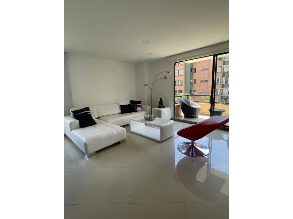 Apartamento para Arriendo Amoblado en Poblado Milla de Oro