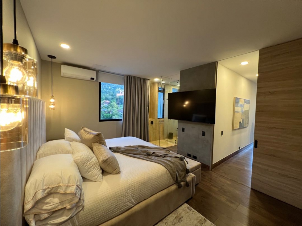 HERMOSO APARTAMENTO PARA RENTA POR MES - POBLADO — foto 4