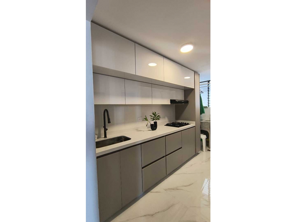 VENTA o RENTA AMOBLADOHermoso apartamento remodelado en pinares 93 mts