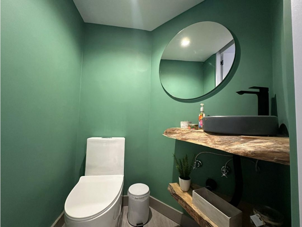 HERMOSO APARTAMENTO REMODELADO CERCA A LA AV DEL POBLADO Y PROVENZA — foto 6