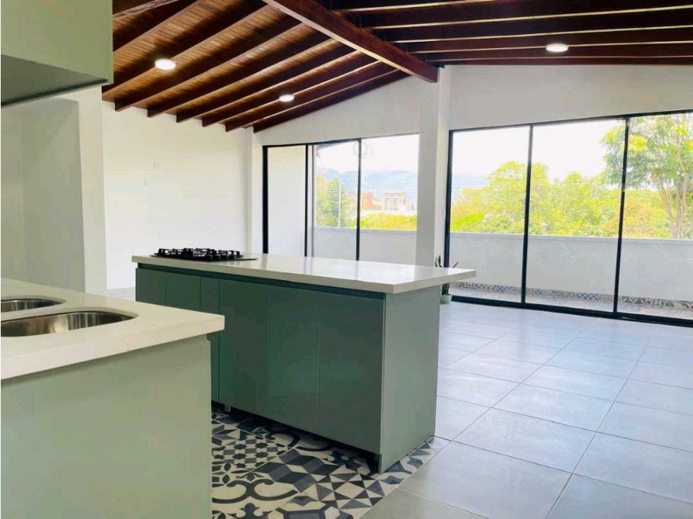 HERMOSO APARTAMENTO REMODELADO ESTADIO
