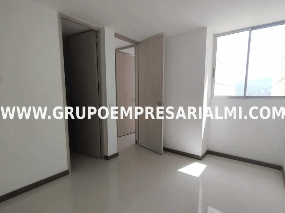 HERMOSO APARTAMENTO - SECTOR LAS BRISAS , LA ESTRELLA COD: 29434 - 4