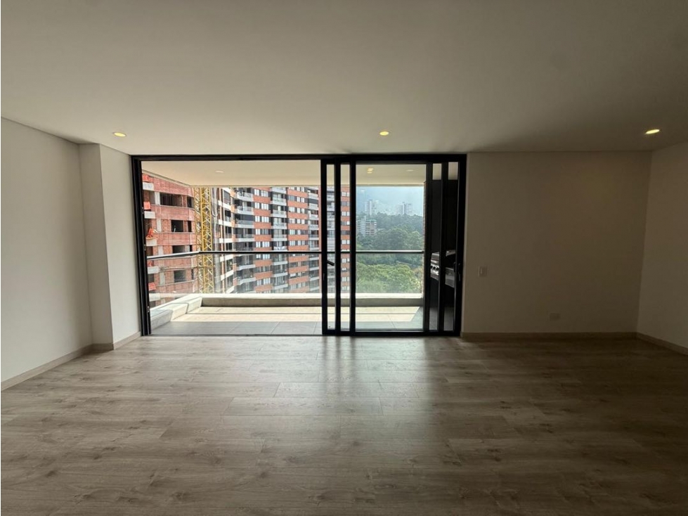 Hermoso apartamento sector padre Marianito para estrenar