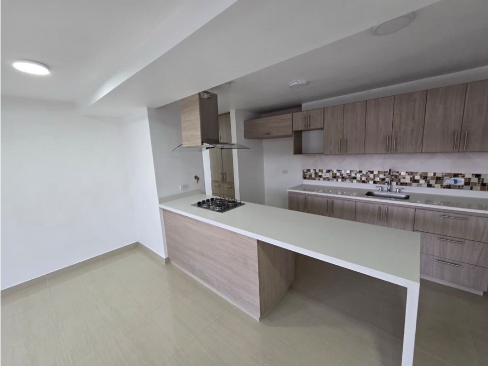 HERMOSO APARTAMENTO X VIVIENDAS DEL SUR PISO ALTO VISTA AL VERDE — foto 2