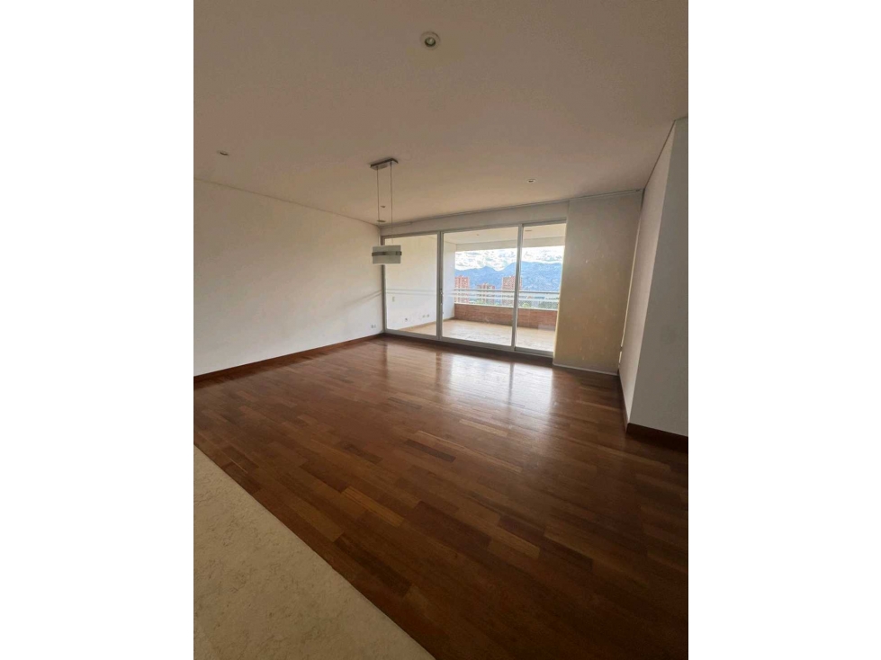 Hermoso apartamento zona alta del Poblado (loma del tesoro) — foto 4