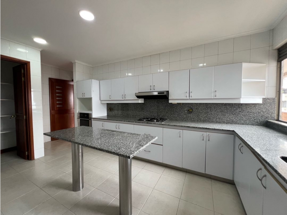Hermoso apto cerca al tesoro,perfecto para remodelar con vista — foto 6