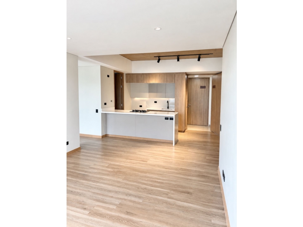 HERMOSO APTO DISPONIBLE PARA RENTA. EXCLUSIVO SECTOR LAS BRUJAS. — foto 2