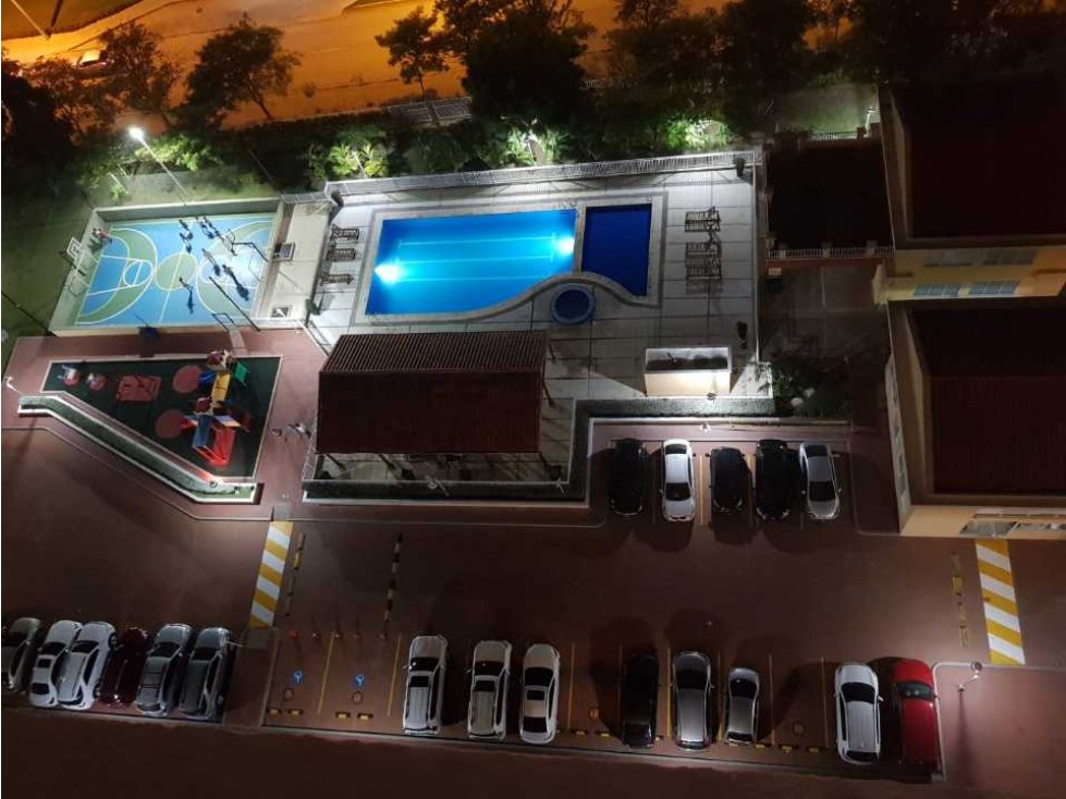 HERMOSO APTO DUPLEX CERCA CC. BUENA VISTA — foto 2
