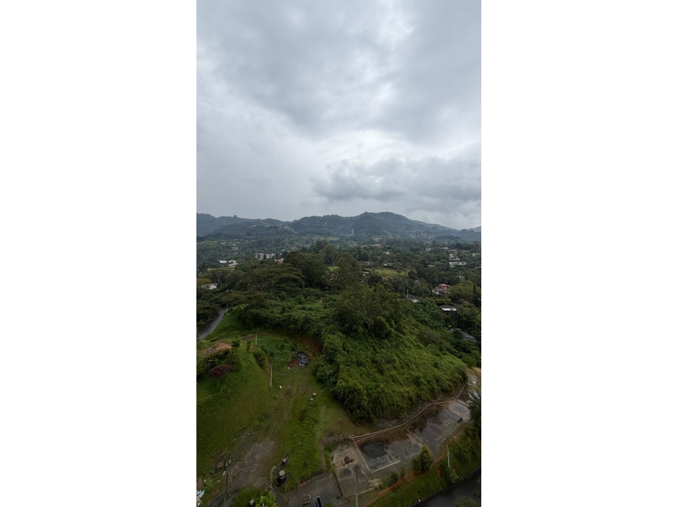 HERMOSO APTO EN ENVIGADO. LOMA LAS BRUJAS. — foto 5