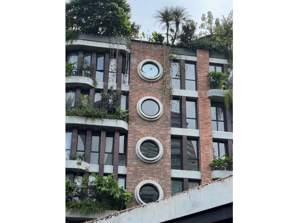Hermoso apto en la loma del tesoro / poblado.