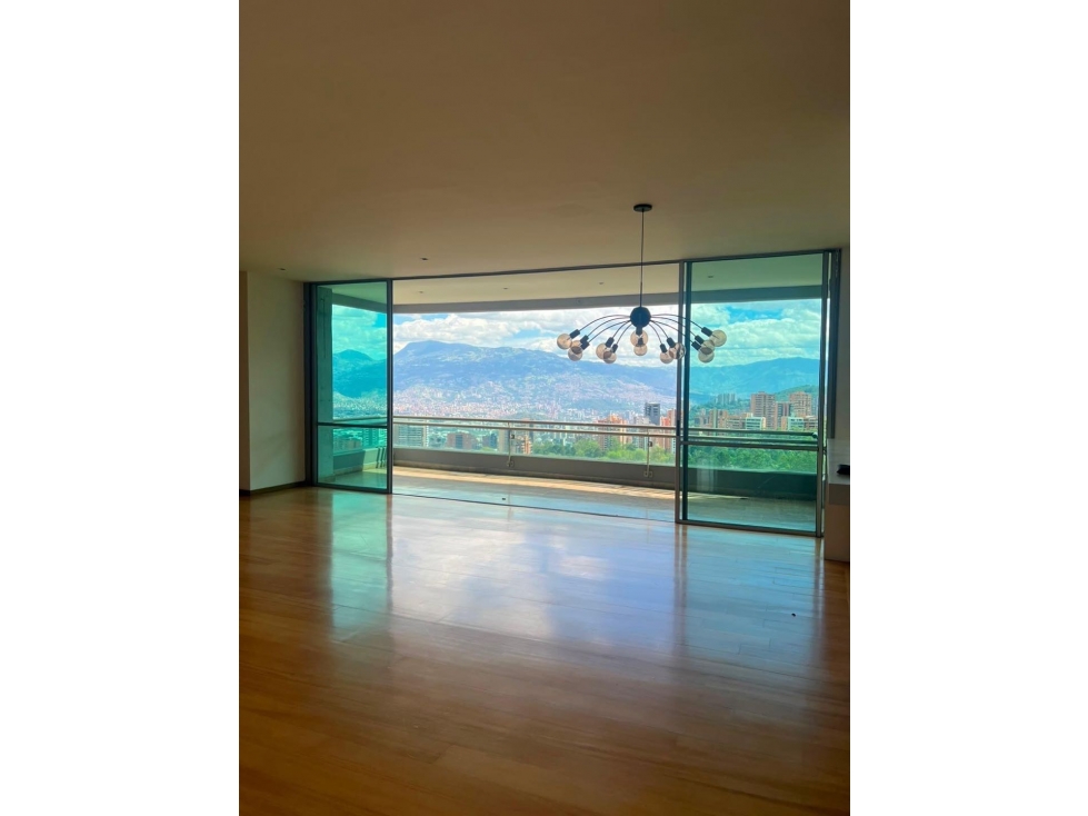Hermoso apto en los Balsos el poblado con súper vista !!