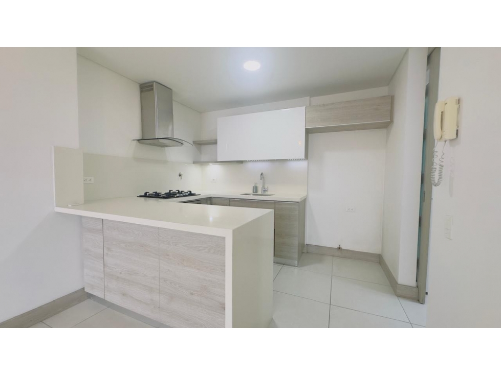 HERMOSO APTO PARA LA VENTA. LOMA LOS MESA EN ENVIGADO. — foto 4