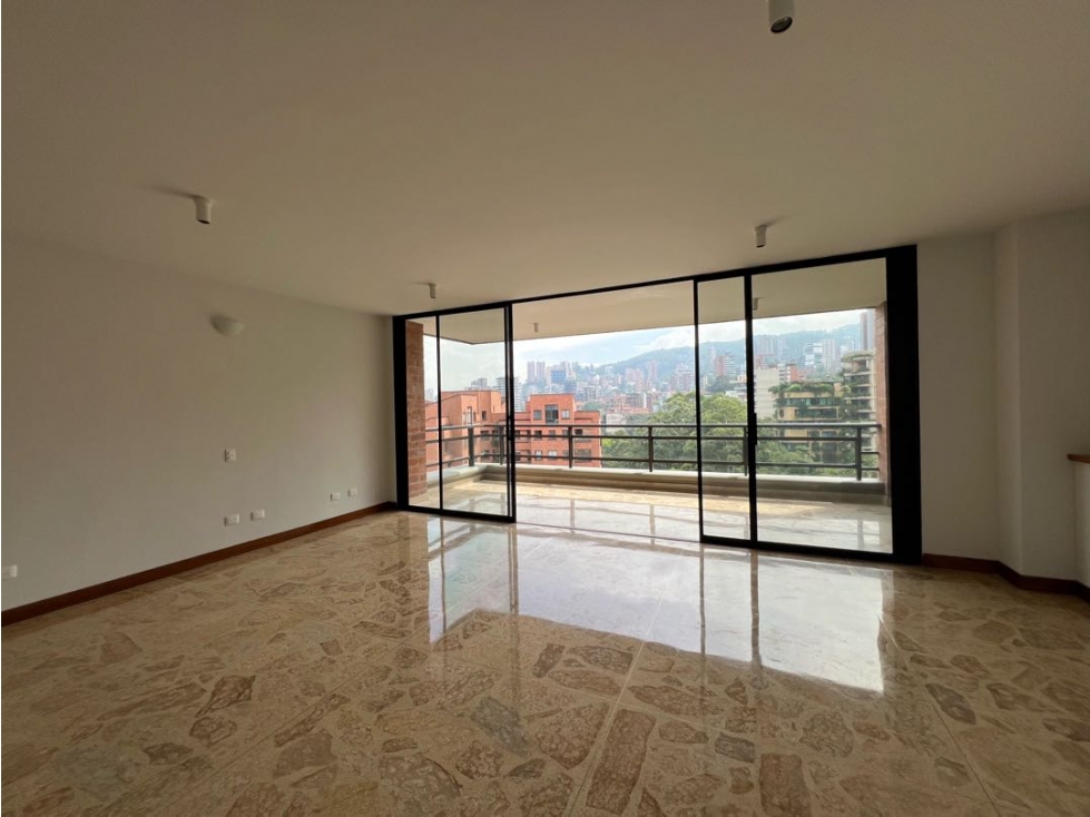 Hermoso apto totalmente reformado con vista — foto 2