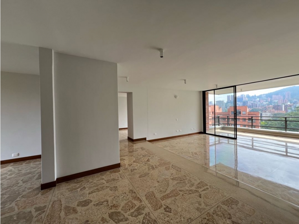 Hermoso apto totalmente reformado con vista — foto 4