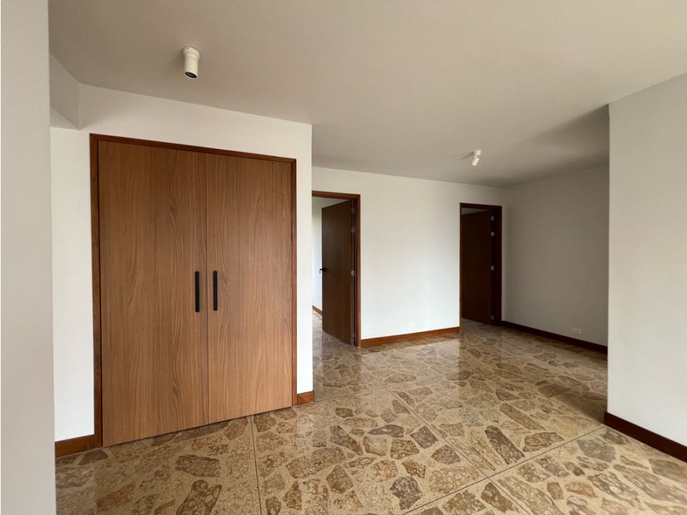 Hermoso apto totalmente reformado con vista — foto 5