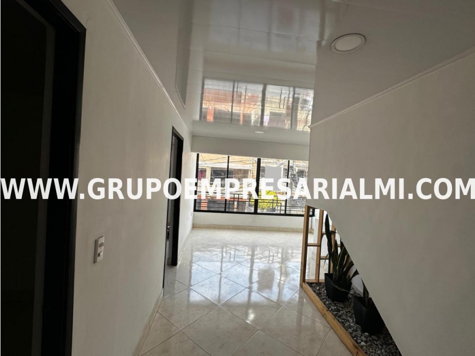 HERMOSO CASA BIFAMILIAR EN VENTA - SECTOR PEDREGAL COD: 31547 — foto 5