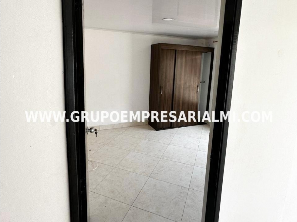 HERMOSO CASA BIFAMILIAR EN VENTA - SECTOR PEDREGAL COD: 31547 — foto 6
