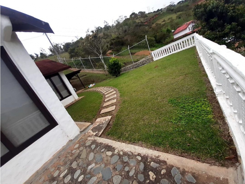 HERMOSO CHALET EN VENTA O RENTA - 4