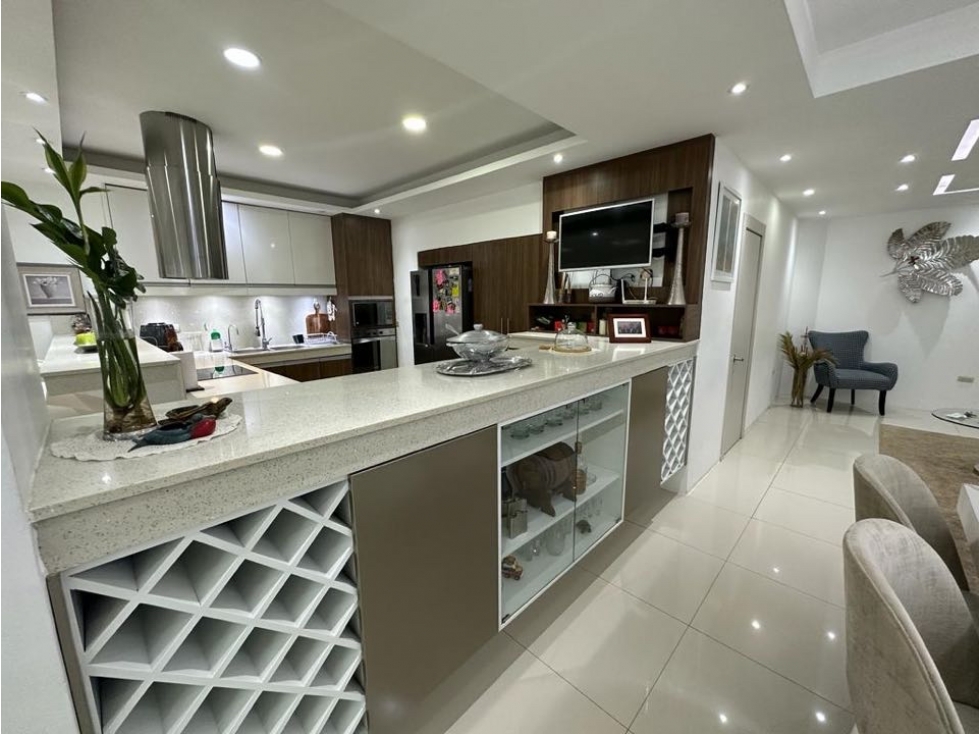 Hermoso Departamento Amoblado Edificio Niza Urbanización Privada - 4