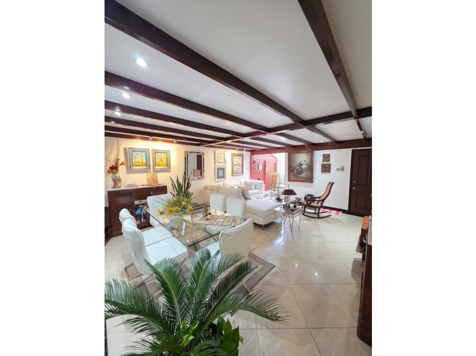 Hermoso departamento planta baja - Colinas de los Ceibos