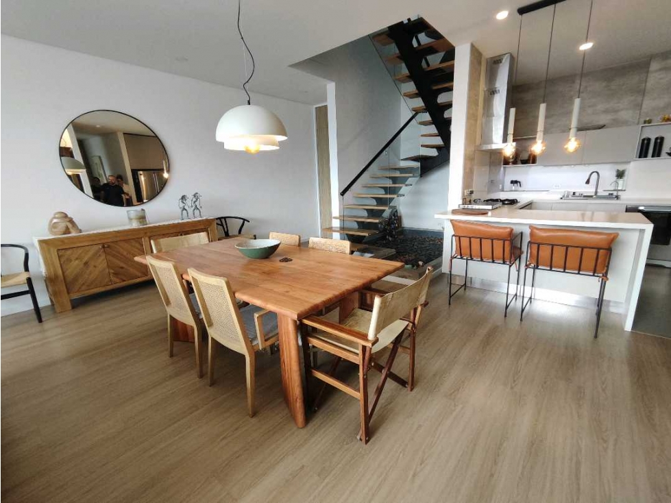 Hermoso Duplex Envig Brujas 330 M2 2500 Mill — foto 3