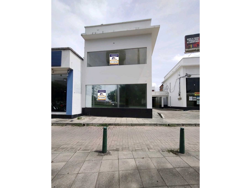Hermoso local comercial en arriendo/ Centro