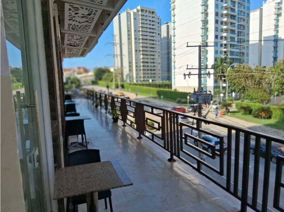 HERMOSO LOCAL EN ARRIENDO ALTOS RIOMAR BARRANQUILLA — foto 2