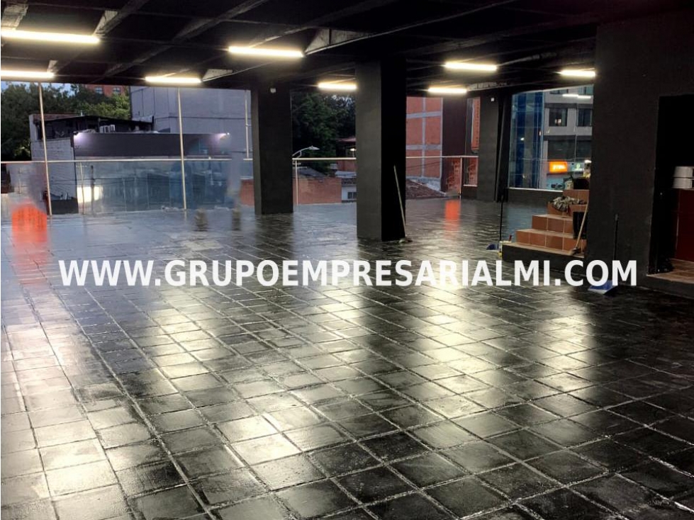 ESPECTACULAR LOCAL EN ARRIENDO - SECTOR LAURELES COD: 29552 - 2