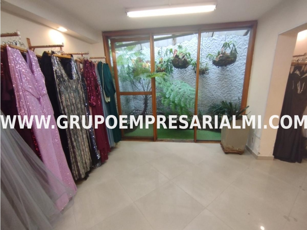 HERMOSO LOCAL EN ARRIENDO - SECTOR BOLIVARIANA COD: 29494 - 4