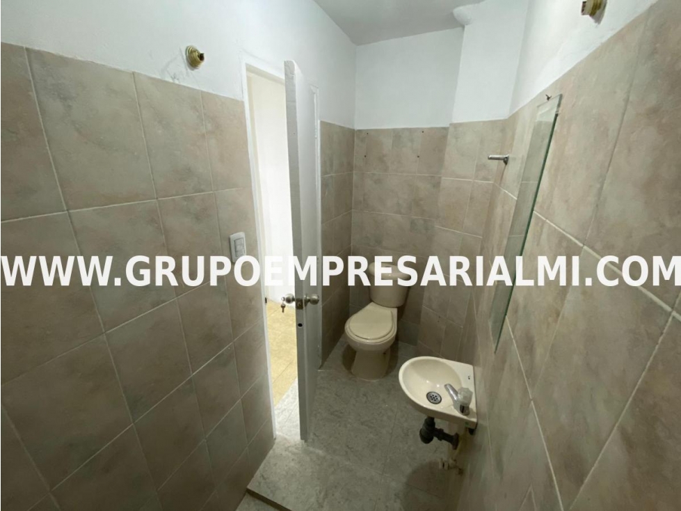 HERMOSO LOCAL EN ARRIENDO - SECTOR SAN JOSE COD: 30504 - 6