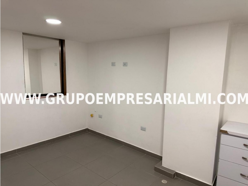 HERMOSO LOCAL EN ARRIENDO - SECTOR MESA COD: 30587 - 3