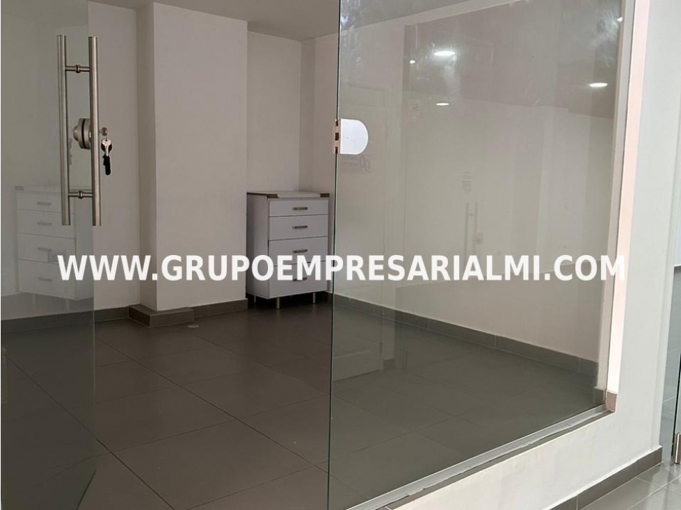HERMOSO LOCAL EN ARRIENDO - SECTOR MESA COD: 30587 - 5